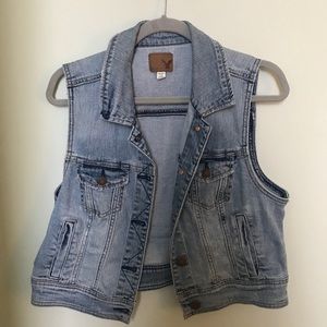 American Eagle Jean Jacket